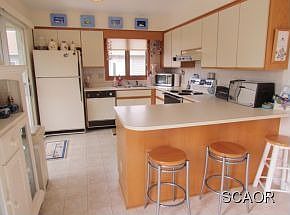 4th image of 329 Canal Ct