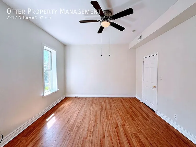 2212 N Camac St #5 — Photo 7