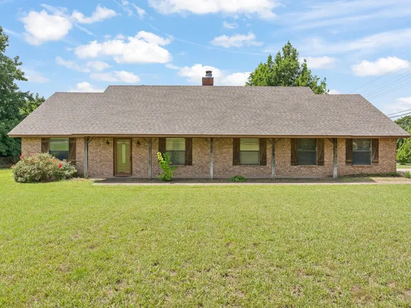 649 Jacie Ct, Burleson, TX 76028