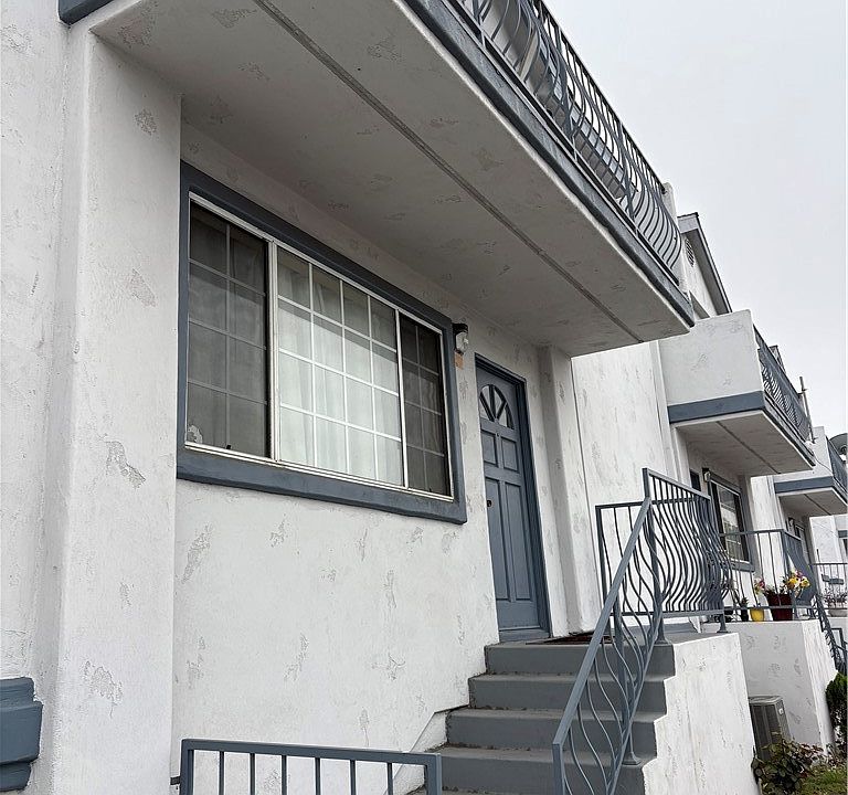 1st image of 1364 W 139th St