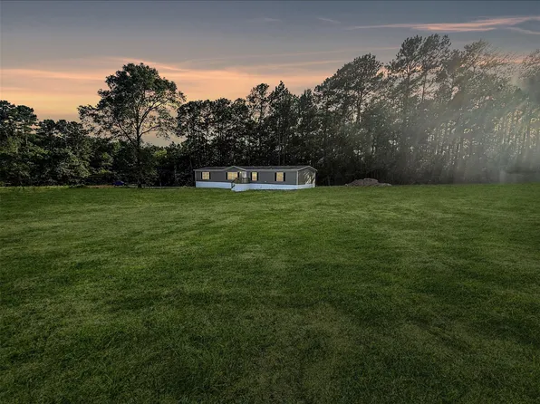 4846 Long Shadows Rd, Navasota, TX 77868