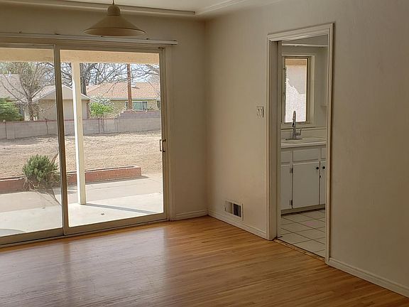 5th image of 1509 Cardenas Dr NE