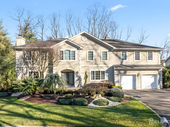 3 Franklin Ct, East Brunswick, NJ 08816