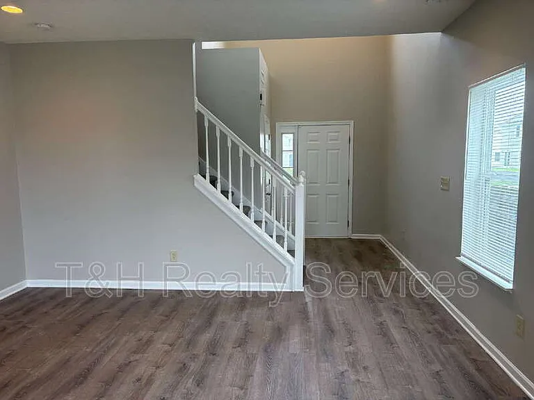 2273 Shadowbrook Trce — Photo 3