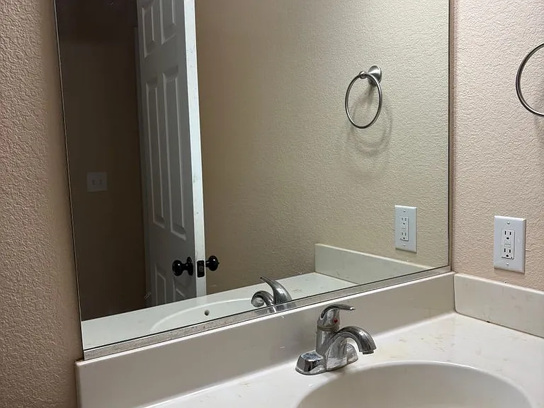 124 Deerfield Ln — Photo 19