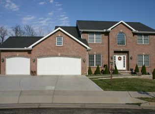 3905 W Talus Ct, Peoria, IL