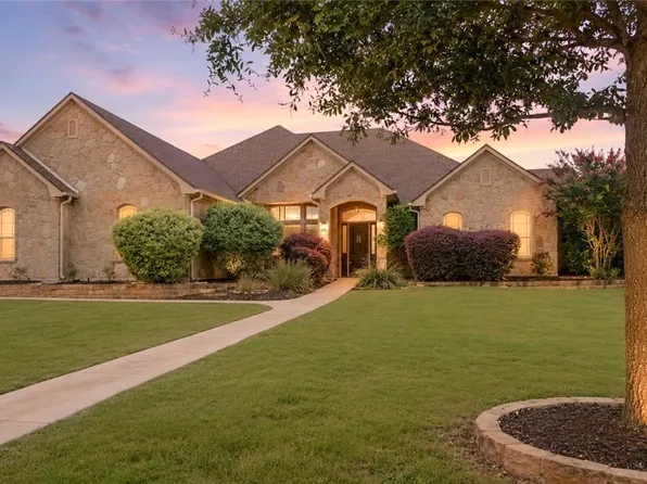 407 Creekside Dr, Salado, TX 76571