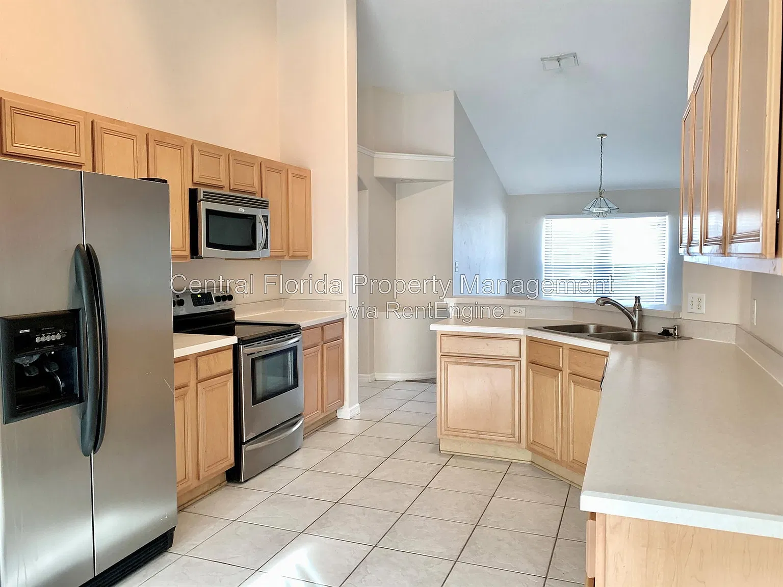 4 bed, 2.0 bath, 1784 sqft, $2,500 — Photo 3