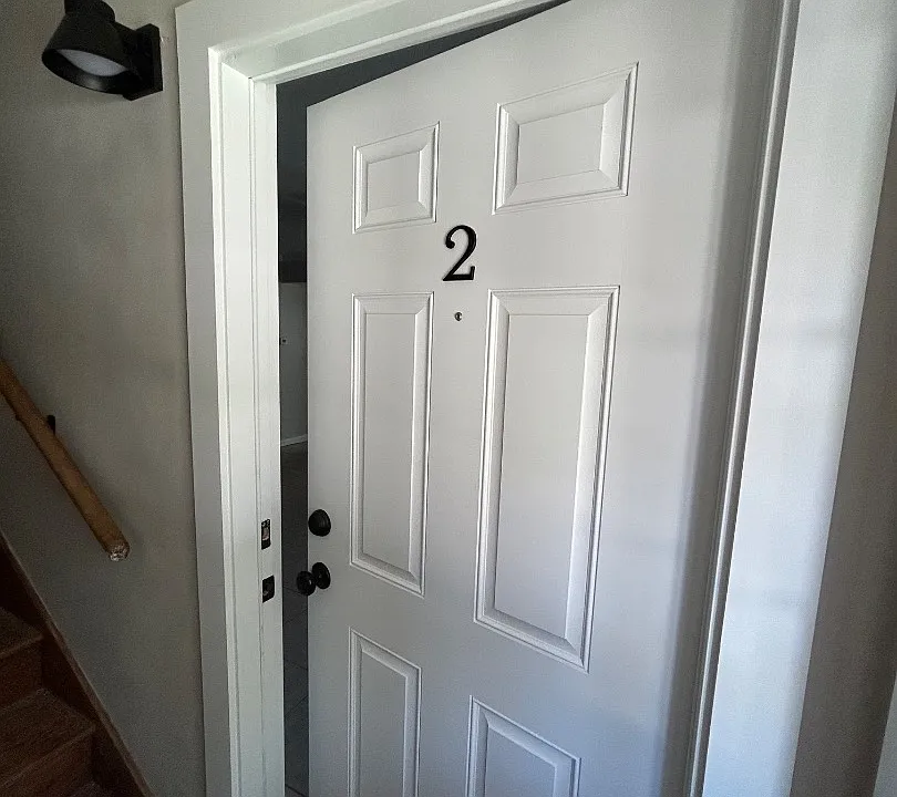 201 Taylor Cir #2