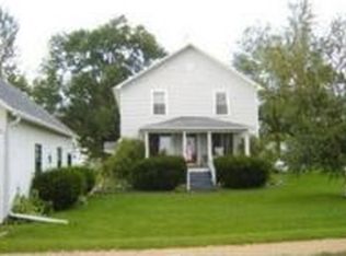 2968 Shady Oaks Rd, Compton, IL 61318