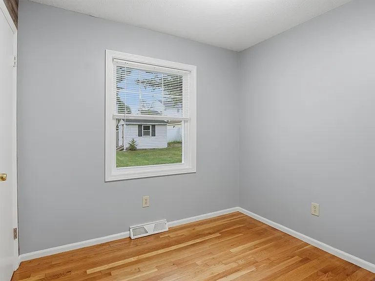 3 Hingham Rd #1 — Photo 28