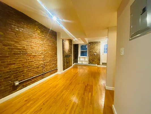 Rented by Aventana | media 26