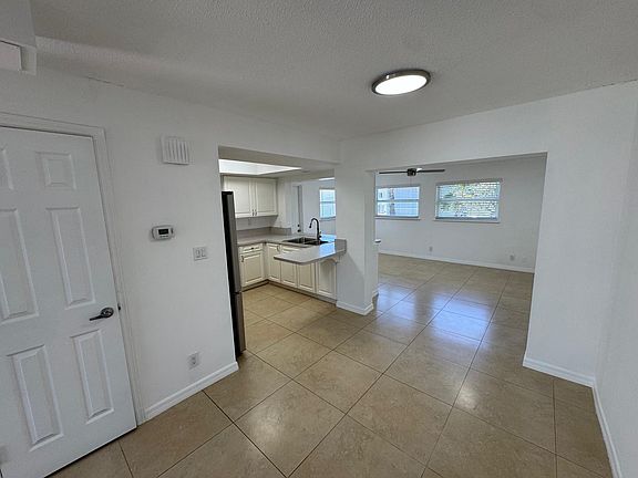 3rd image of 4717 NW 49TH Place