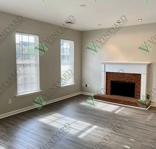 3325 Chastain Landings Ct — Photo 10