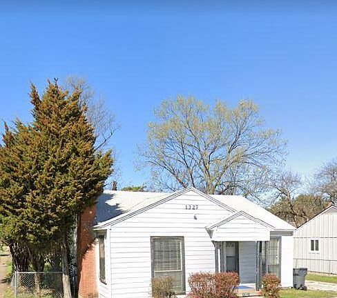 2nd image of 1327 W Illinois Ave