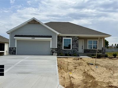 15750 Whitney Ct, Basehor, KS, 66007