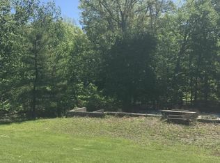 7811 Cardinal Hill Rd, Louisville, KY 40214