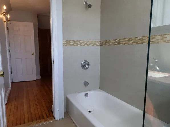 1014 Ponsi Street image 4 of 17