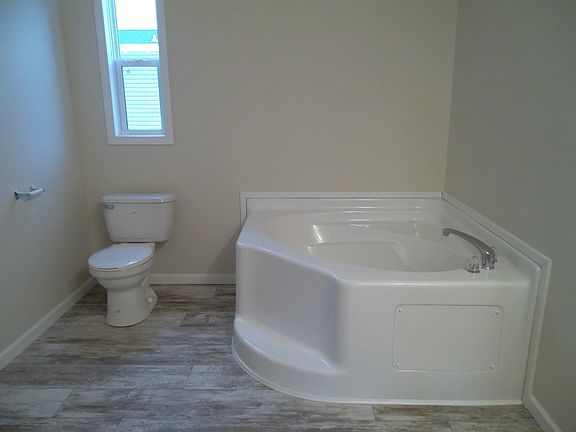 2nd image of 1585 Ray Blvd #727