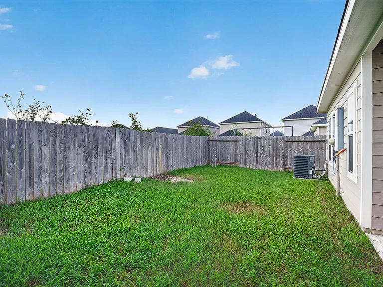 9254 Sea Garden St — Photo 34