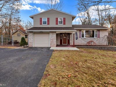 230 Lilac Ln, Douglassville, PA, 19518