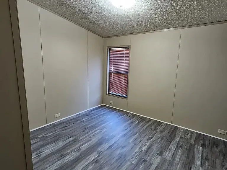 101 Stoney Creek Dr #15 — Photo 8