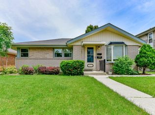 2864 S 68th St, Milwaukee, WI 53219