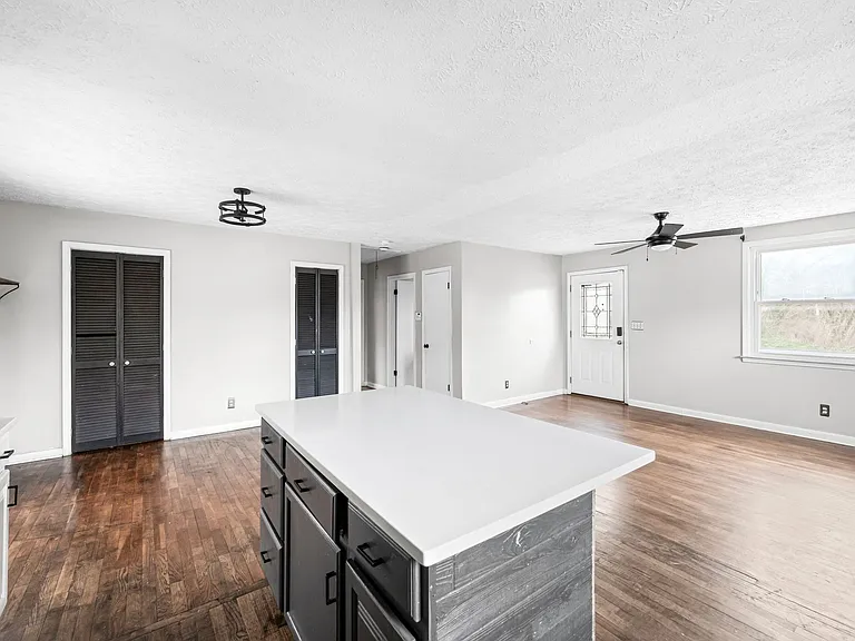 5023 Packard Dr — Photo 13