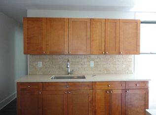 3049 49th St APT 2S, Astoria, NY 11103