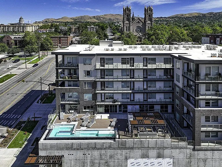 Lotus Republic Apartments — Photo 75