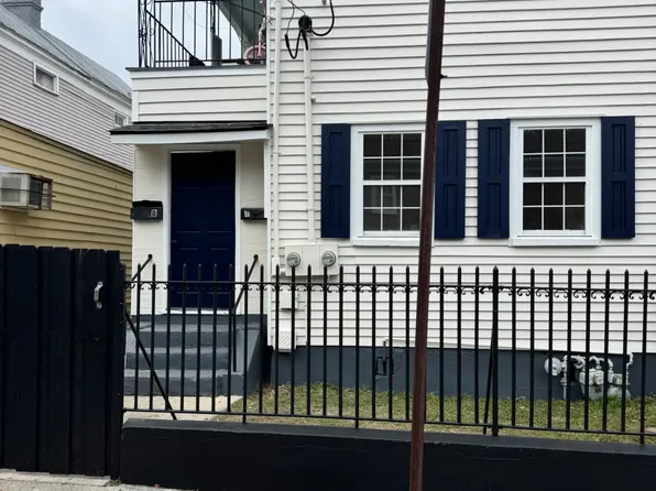 6 Line St #A, Charleston, SC 29403