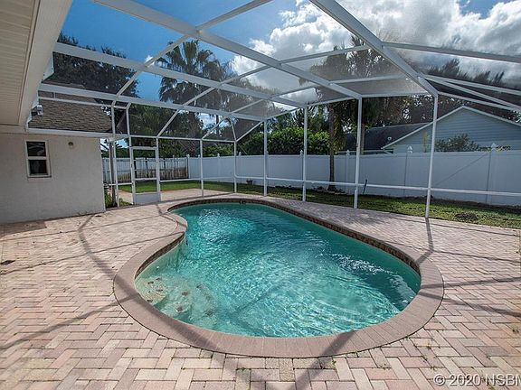 5th image of 3759 Long Grove Ln