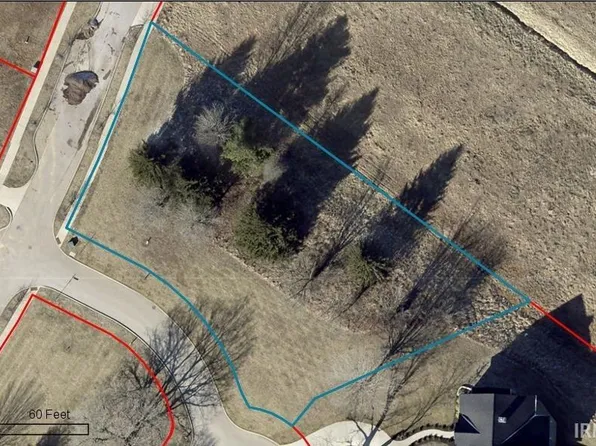 2811 E Geneva Cir, Bloomington, IN 47401