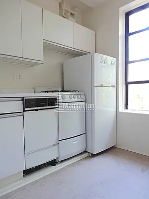 Rented by Manhattan Connection | media 8