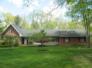 57 Meadowlark Dr, Watchung, NJ 07069