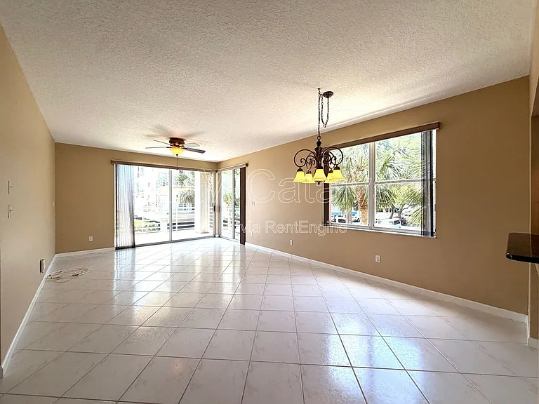 7902 Sailboat Key Blvd S #108 — Photo 2