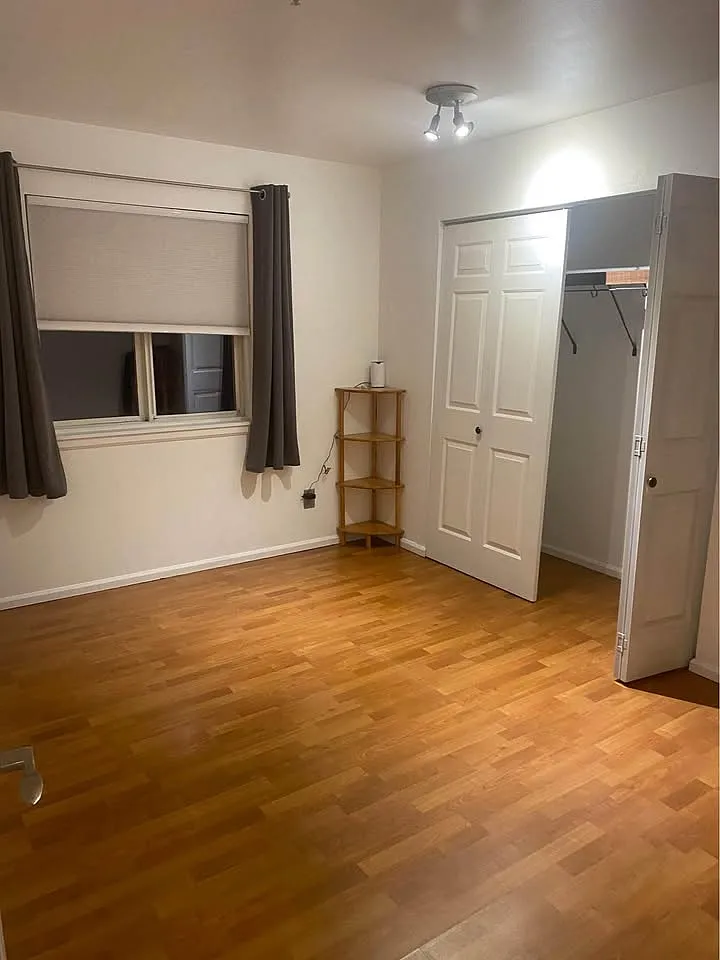 2 bed, 956 sqft, $3,050 — Photo 4