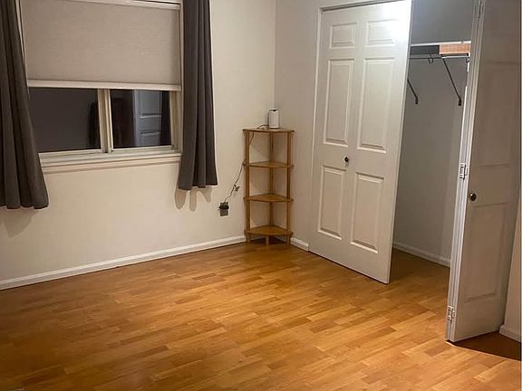 4th image of 2309 Boylston Ave E APT 302