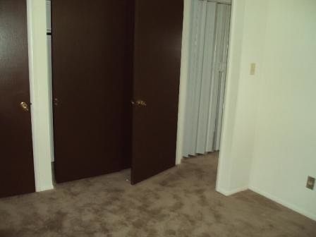 4th image of 1318 Uhlwood Dr