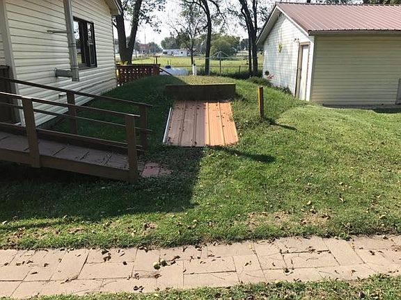 4th image of this home