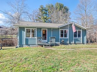 140 Oakdale Rd, Waynesville, NC 28786