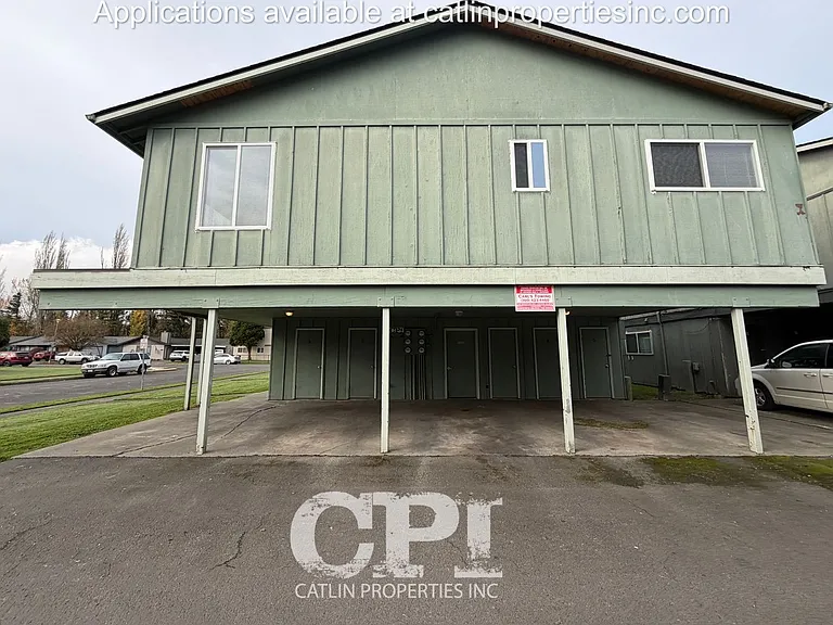 3314 Maple St — Photo 14