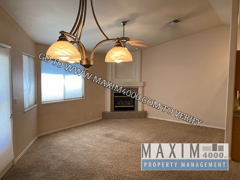 2499 Interlochen Ct #4A — Photo 2
