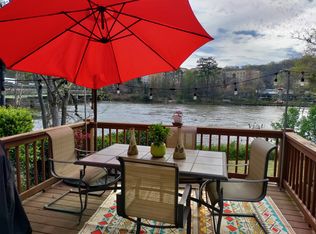 1111 Riverbend Club Dr SE, Atlanta, GA 30339