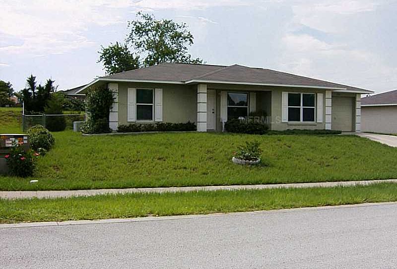 1st image of 376 Windridge Pl