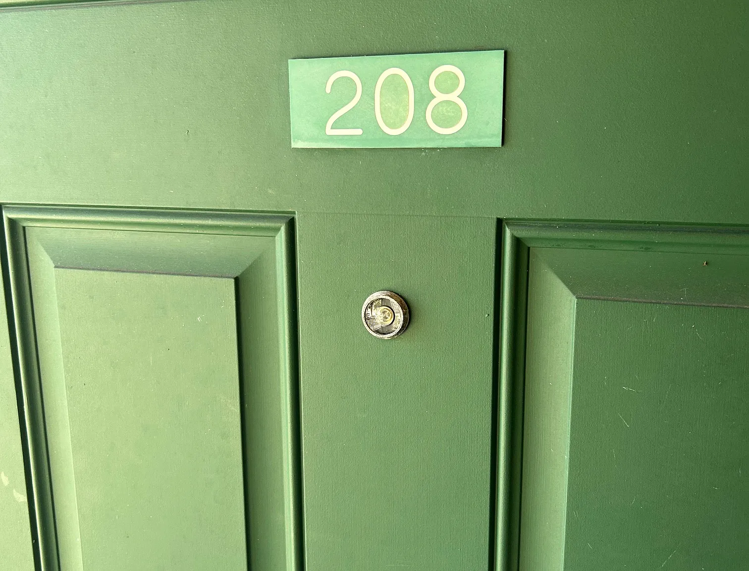 2 bed, 900 sqft, $2,000 — Photo 2