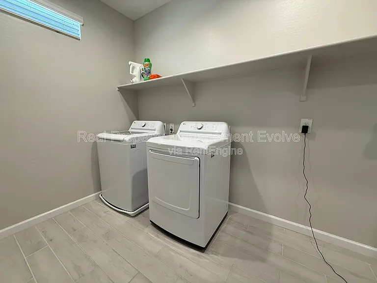5118 E Anderson Dr — Photo 21