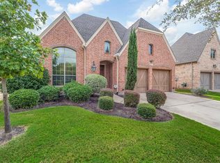 8821 Cypress Creek Rd, Argyle, TX 76226