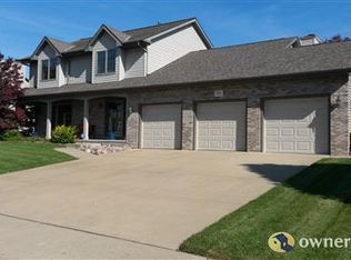 5314 N Rothmere Dr, Peoria, IL 61615