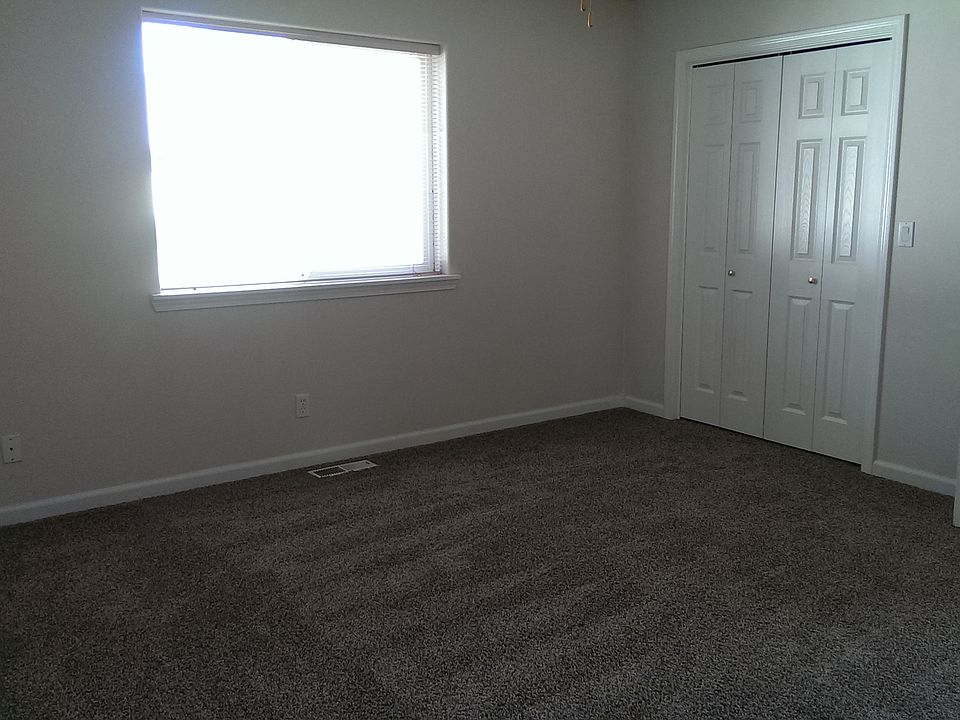 2nd image of 1260 Del Rio St